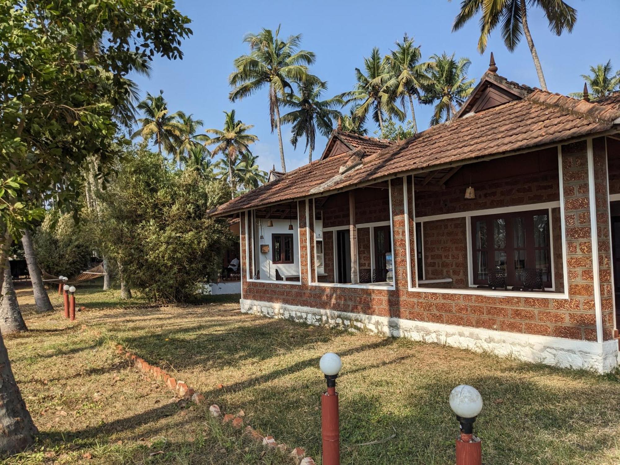 Baycliff Cottages Varkala Bagian luar foto