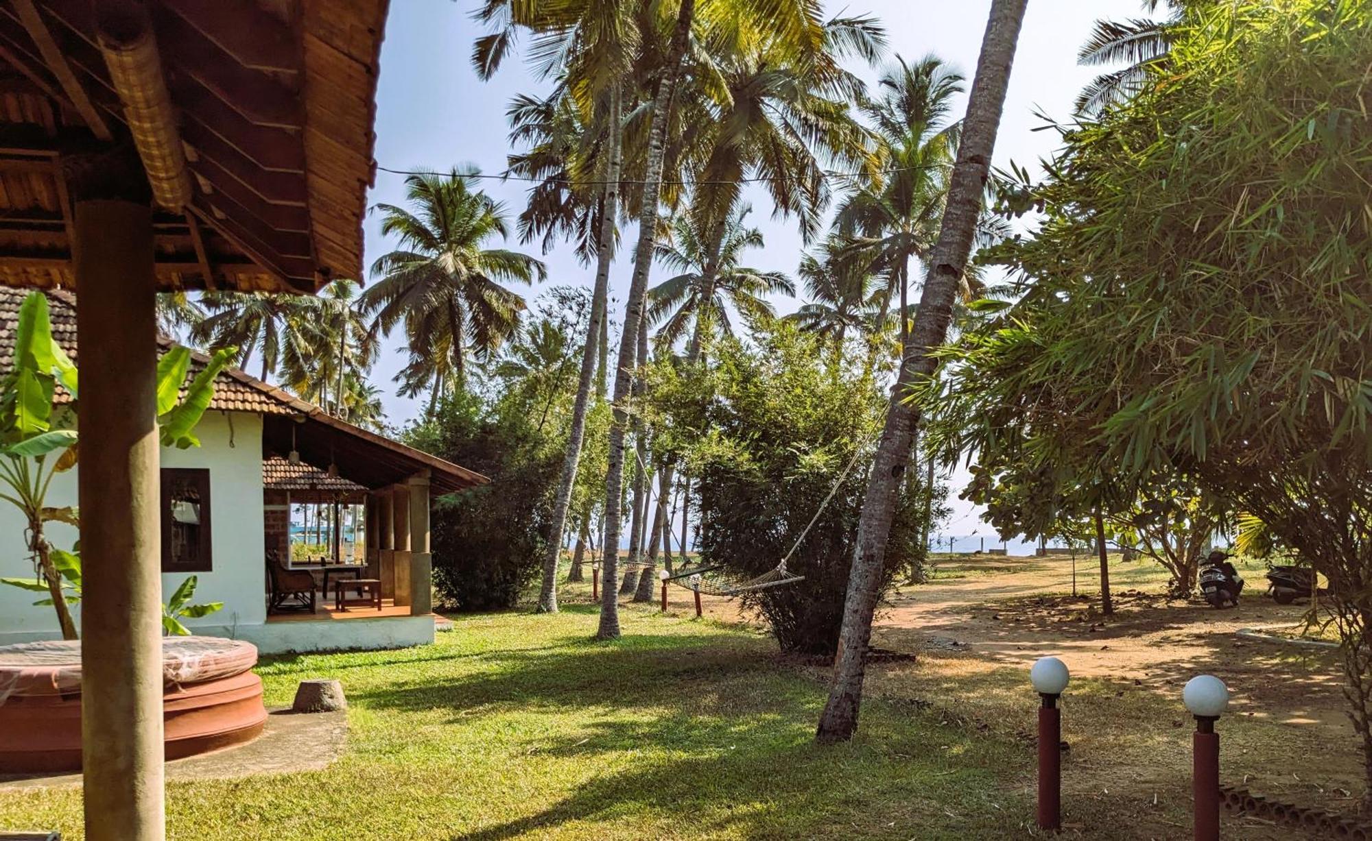 Baycliff Cottages Varkala Bagian luar foto